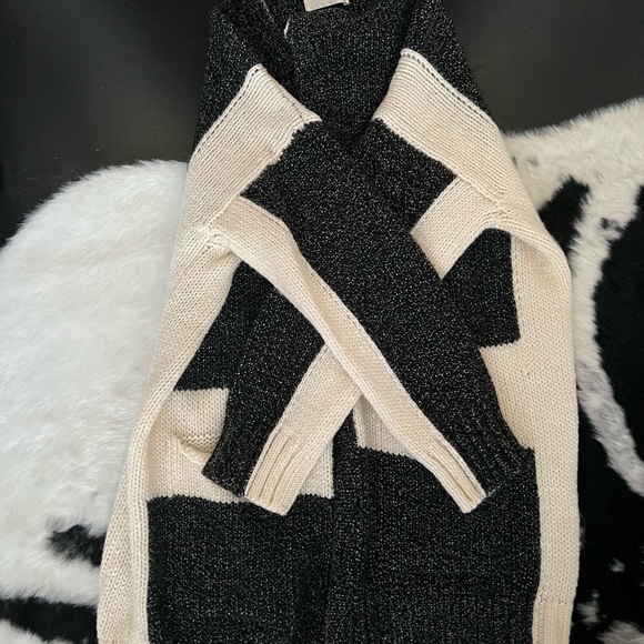 Revolve Essentiel Antwerp Cardigan - Picture 4 of 5